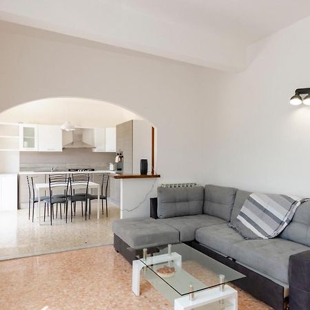 Joivy Family Flat With 3 Balconies, 10 Min To Beach Moneglia Exterior photo
