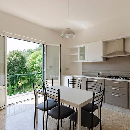 Joivy Family Flat With 3 Balconies, 10 Min To Beach Moneglia Exterior photo